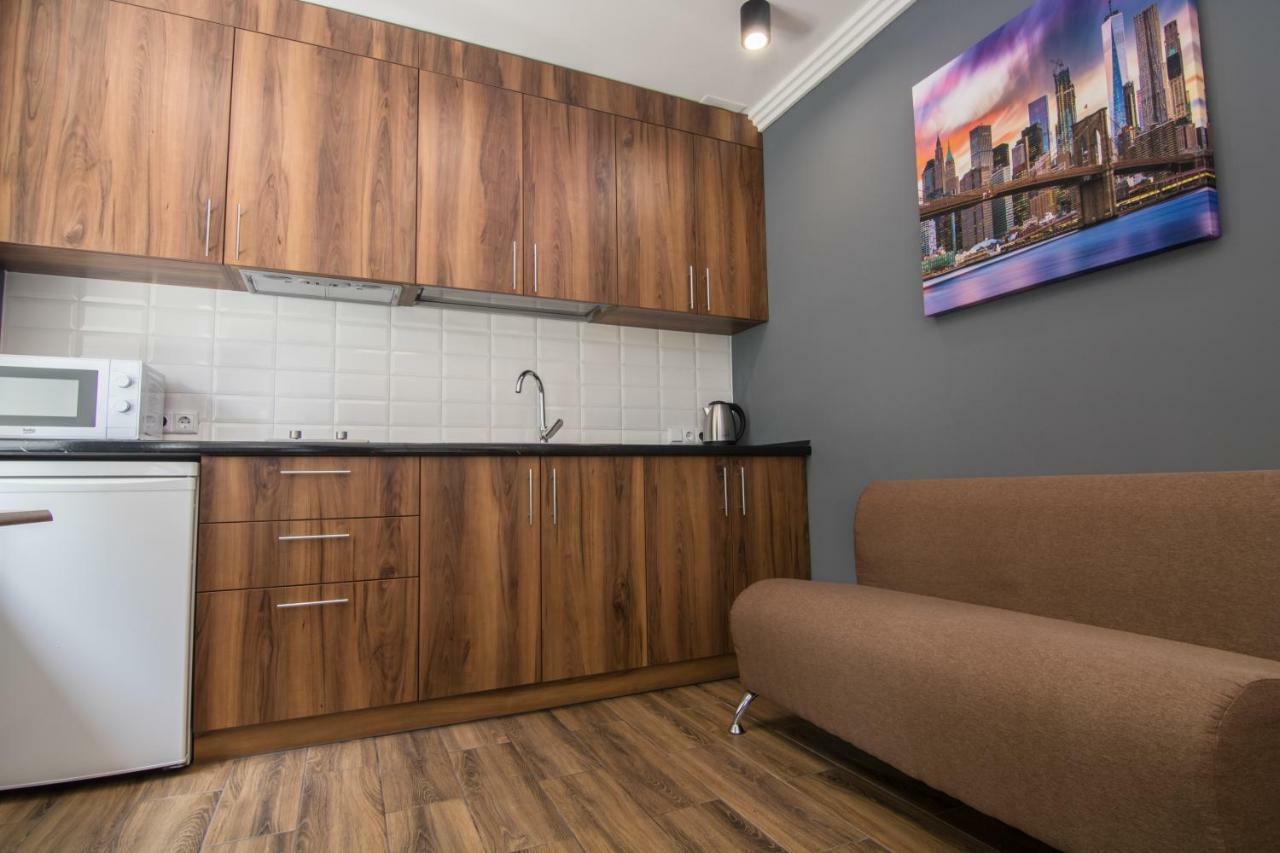 Lux Apartment Near Arena City Kyiv Exterior photo